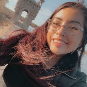 Meet your Posher, Jacqueline